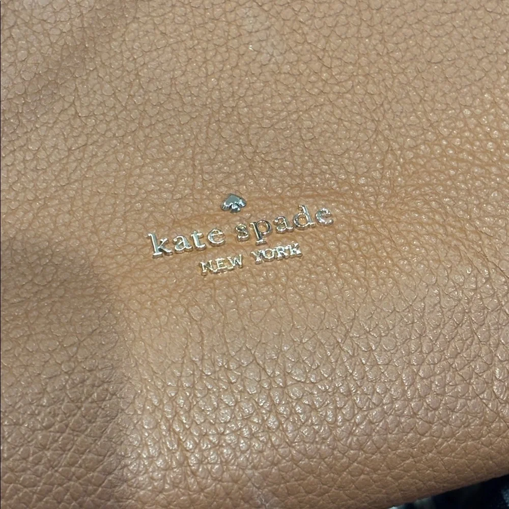 Like New ✨ Kate Spade / Leila Triple Compartment Shoulder Bag warm brown